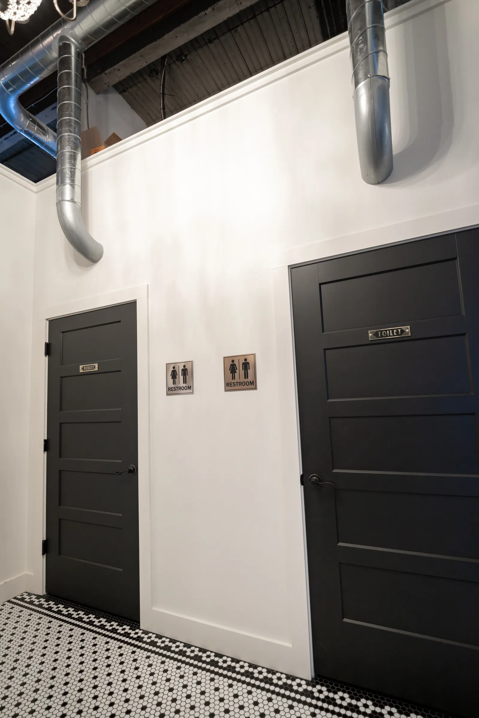 24 Shelby venue interior