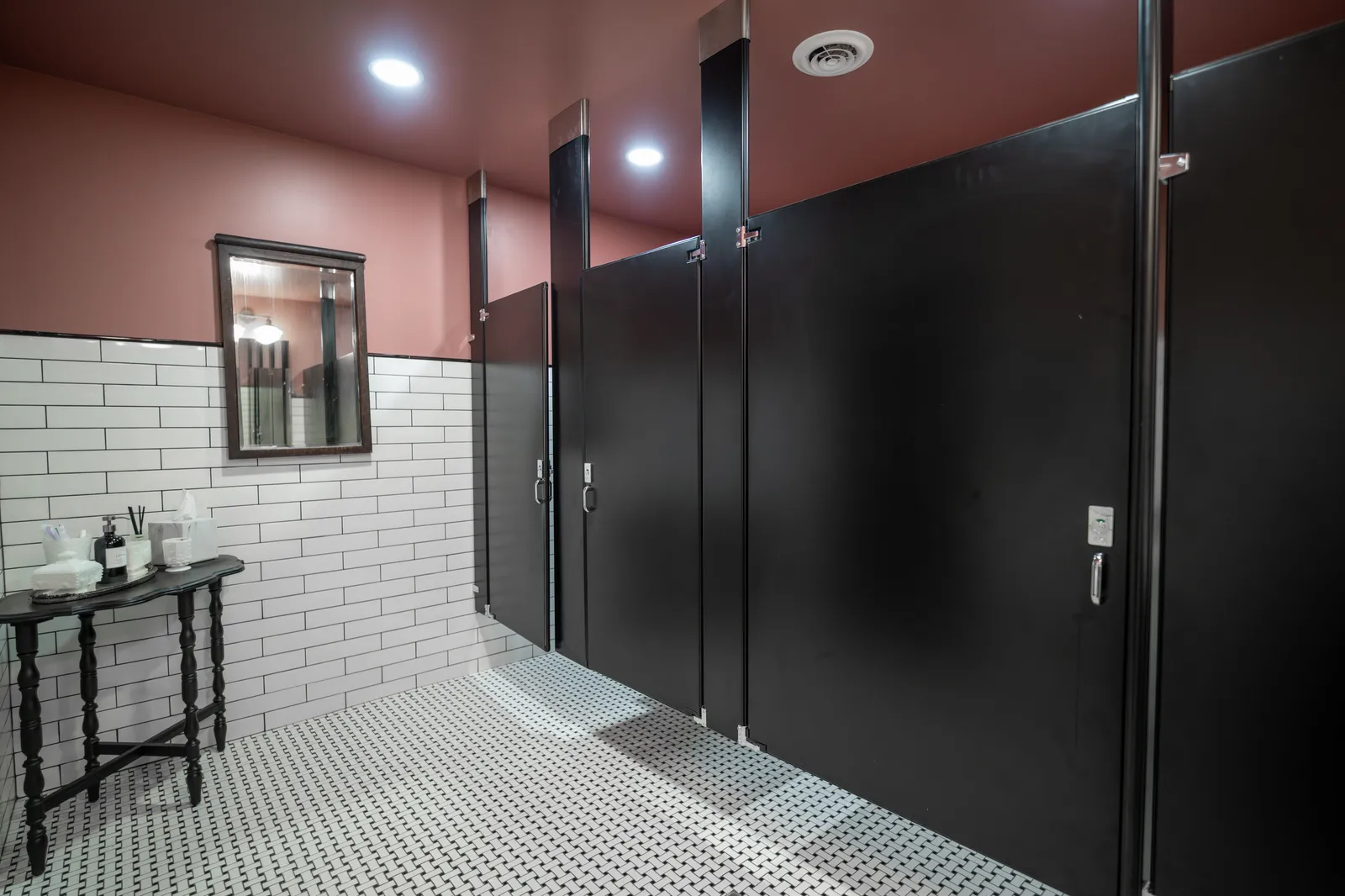 24 Shelby venue interior